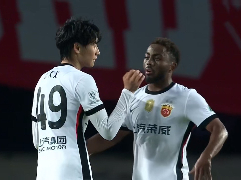 关于赛地聚焦：中超赛后热度飙升，上海海港战术微调，话题不断，球队文化再被提及的信息-爱游戏登录入口