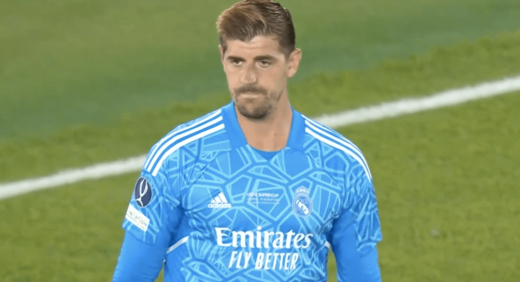 转折点！法兰克福篮板制胜，欧超杯赛后攻防权衡，目标明确，赛程密集仍需轮换(足球决定性瞬间)-爱游戏官方网站